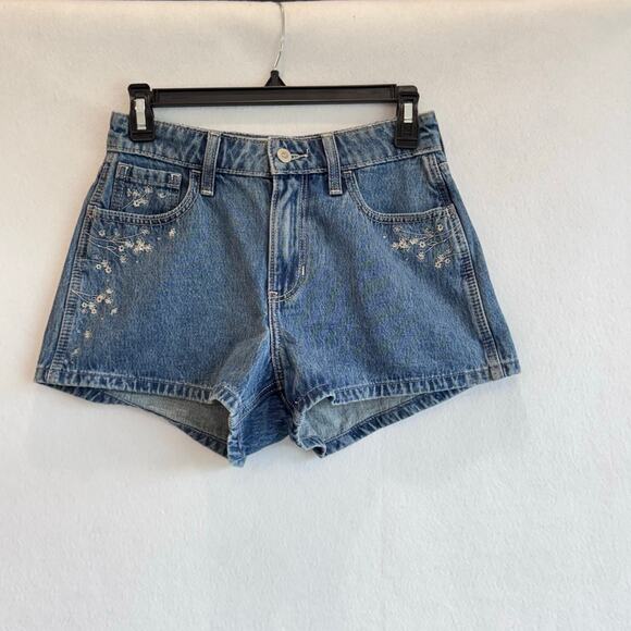 Hollister High Rise A-Line Denim Shorts Blue Embroidered Floral W24 00 - Picture 2 of 7